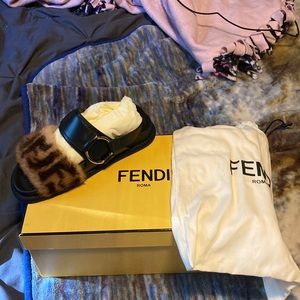 Fendi Roma sandles!